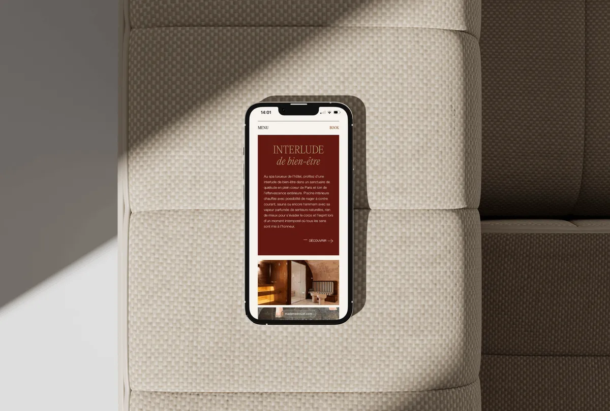 Madame Durot mockup mobile