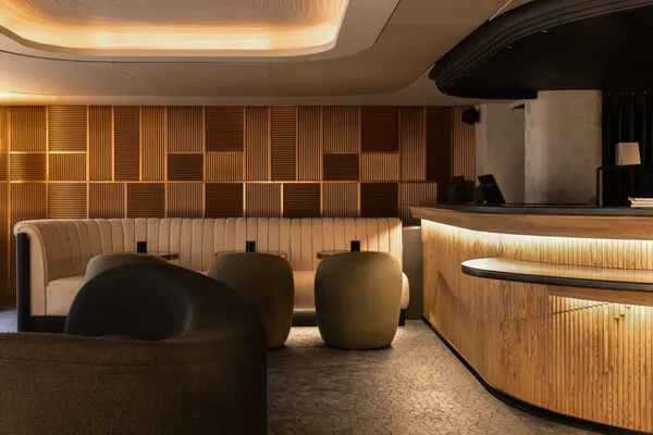 lobby-hotel-dame-des-arts lobby-hotel-dame-des-arts